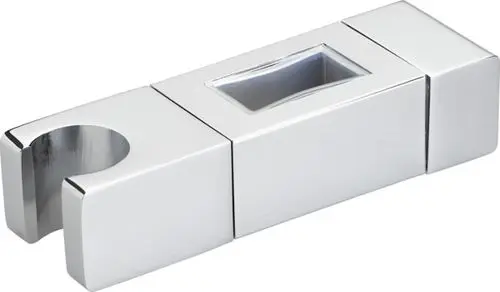 Chromfarbener Handbrausehalter von Ideal Standard mit einer Aussparung zur Befestigung und einem Sichtfenster.